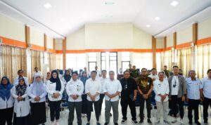 Maros
