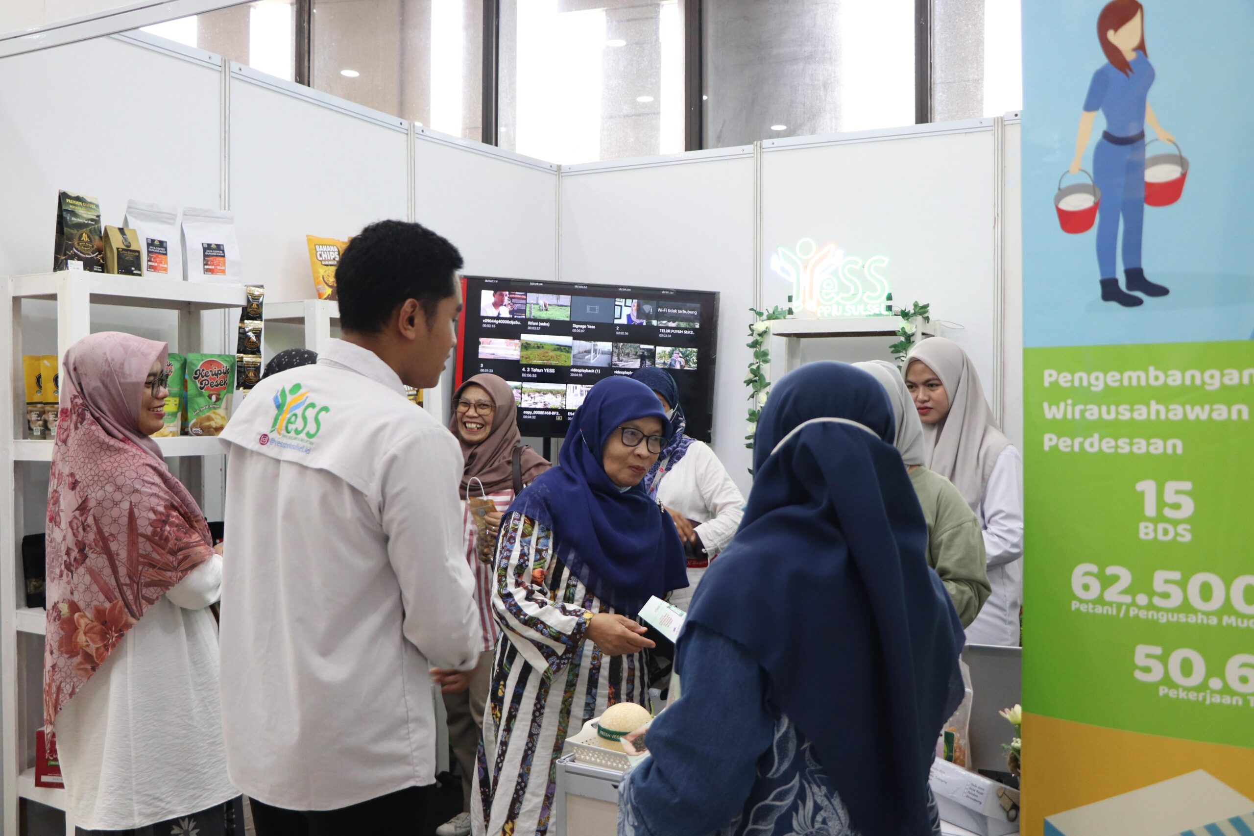 Tampilkan Produk Andalan Petani Muda Sulsel, Stand Kementan di IPORICE EXPO Ramai Pengunjung