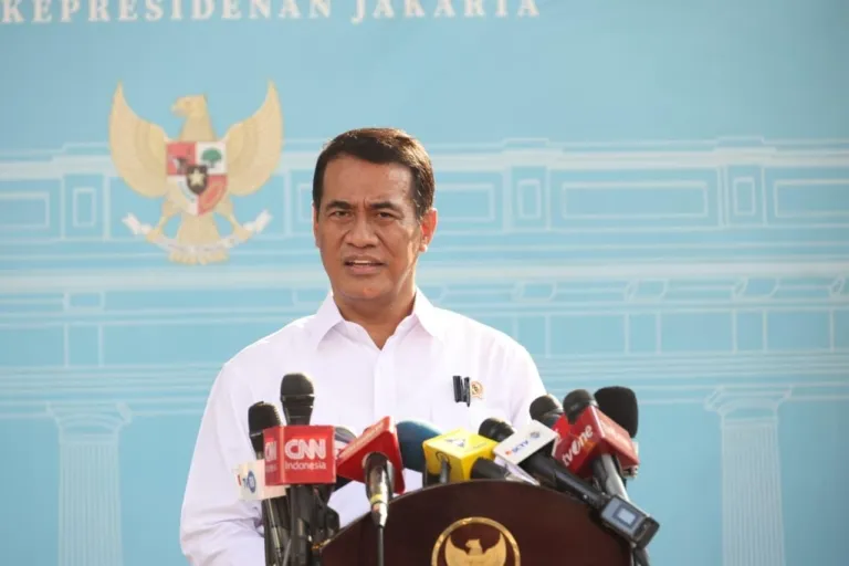 Mentan Amran Lapor ke Presiden: Pangan Aman, Hilirisasi Dipercepat untuk Kesejahteraan Petani