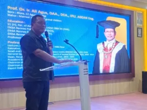 Cetak Agen Perubahan, Polbangtan Kementan Bekali Mahasiswa Kiat Pengembangan Sapi Perah di Daerah Tropis
