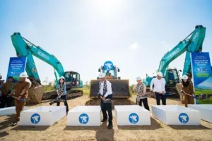 Bangun Peternakan Sapi Perah Terbesar di Brebes, Mentan Amran: Selama Peternak Bisa Produksi Susu, Kami Tidak Akan Impor