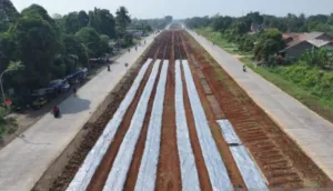 TNI dan Pemkab Bogor Sulap Median Jalan Bomang Jadi Lahan Pertanian