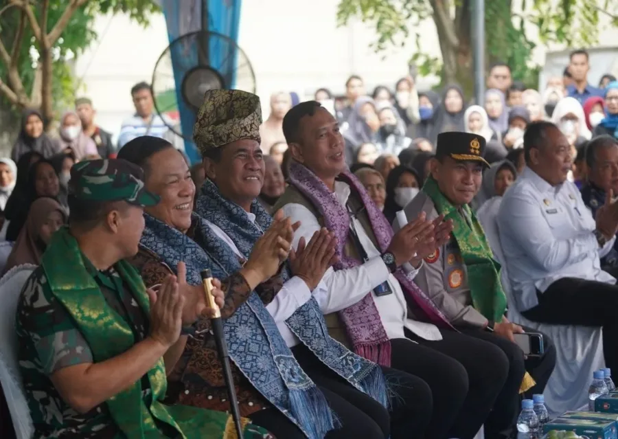 Mentan Amran Tegaskan Harga TBS Sawit Minimal Rp3.000 per Kilogram
