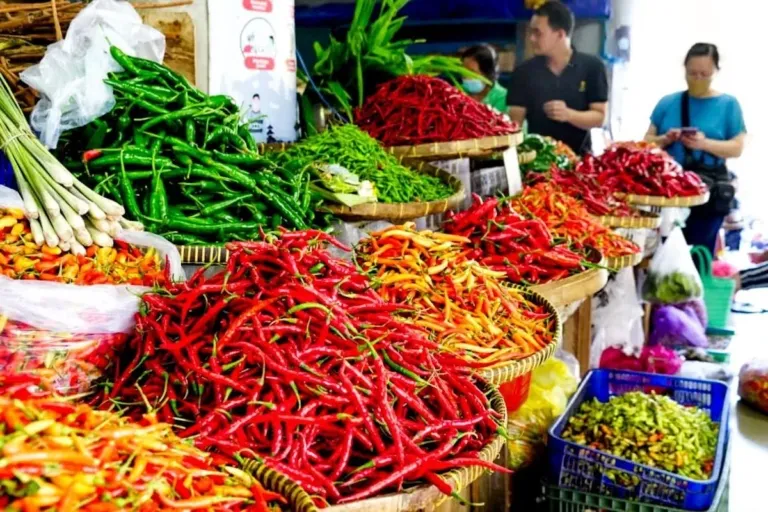 Harga Cabai Rawit di Palembang Tembus Rp100 Ribu per Kg, Pedagang Keluhkan Penjualan Anjlok
